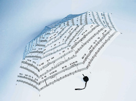 Mini Umbrella White: Accessory