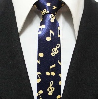 Cravate - Motifs Musicaux Bleu and Or
[Tie - with Music Notes Blue and Gold]